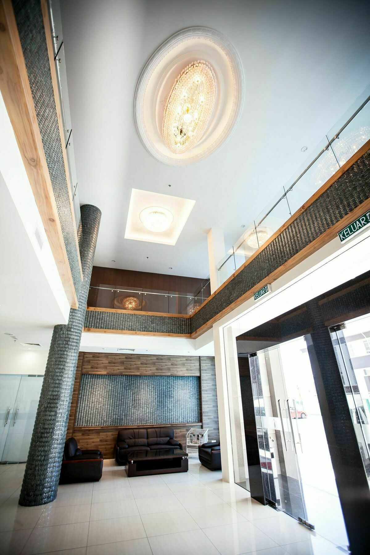 Hotel Putatan Platinum