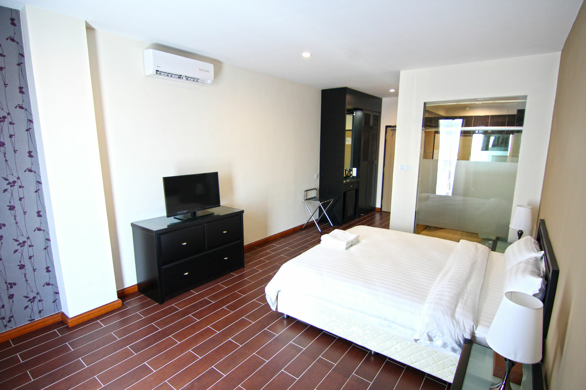 Hotel Putatan Platinum